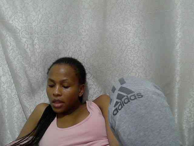 Caroldoly webcam