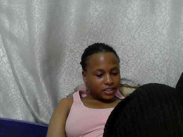 Caroldoly webcam