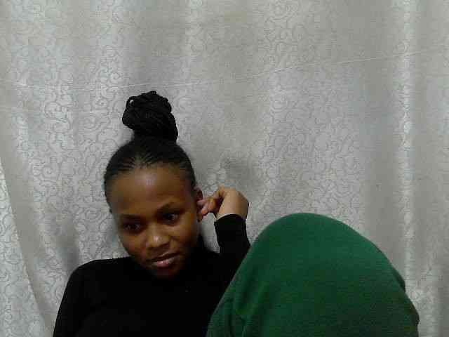 Caroldoly webcam