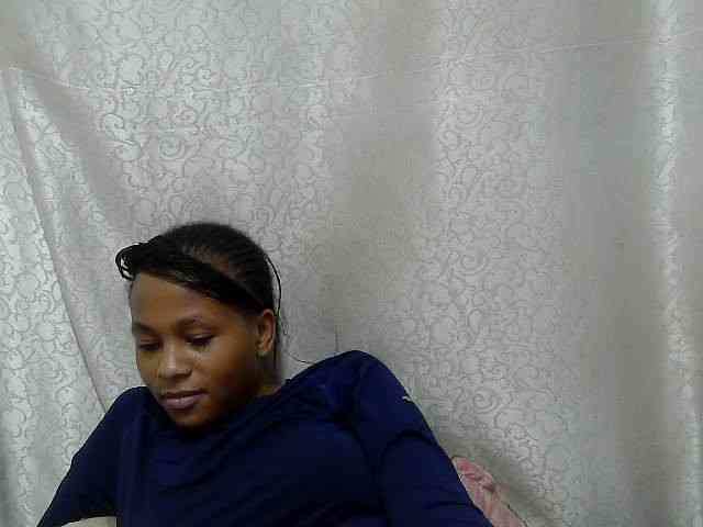 Caroldoly webcam