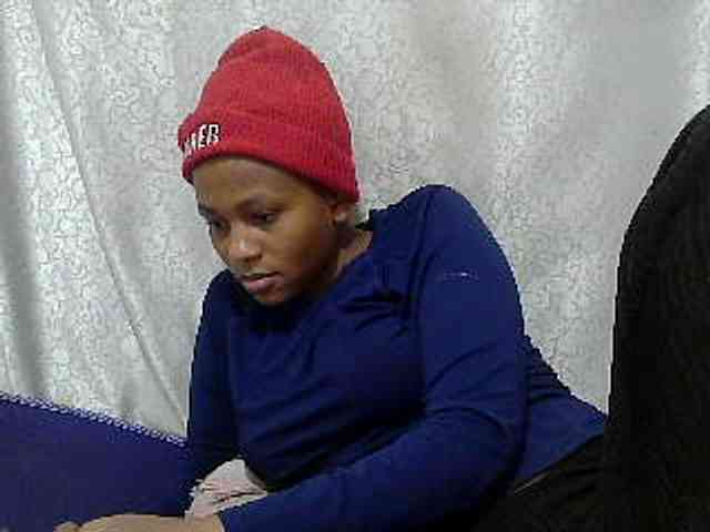 Caroldoly webcam