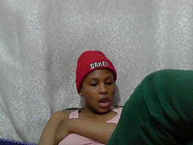 Caroldoly webcam