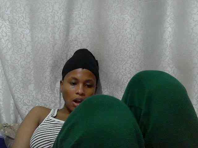 Caroldoly webcam