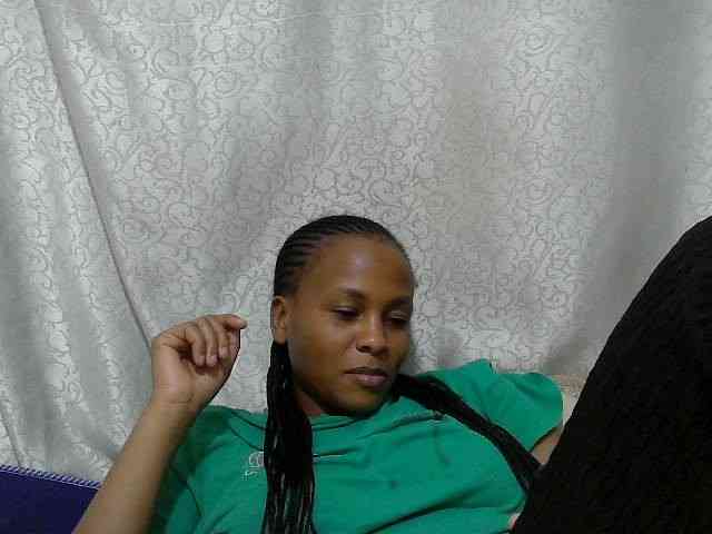 Caroldoly webcam