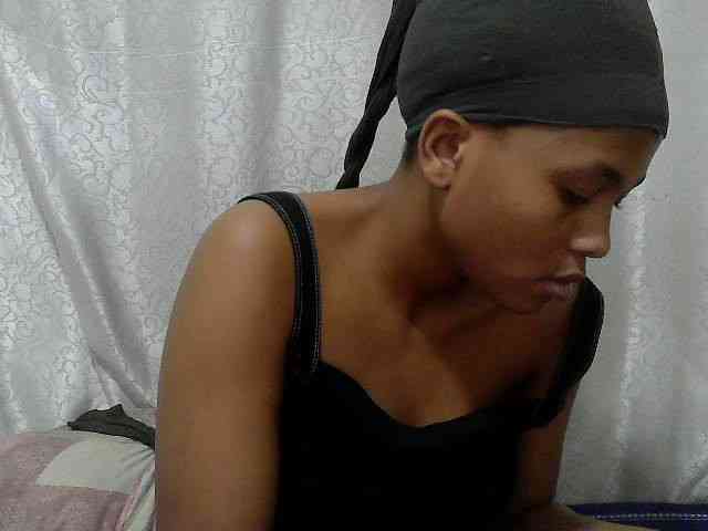 Caroldoly webcam