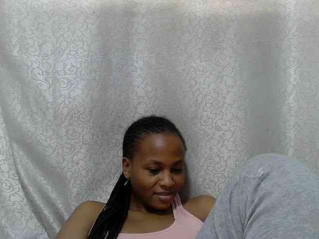 Caroldoly webcam