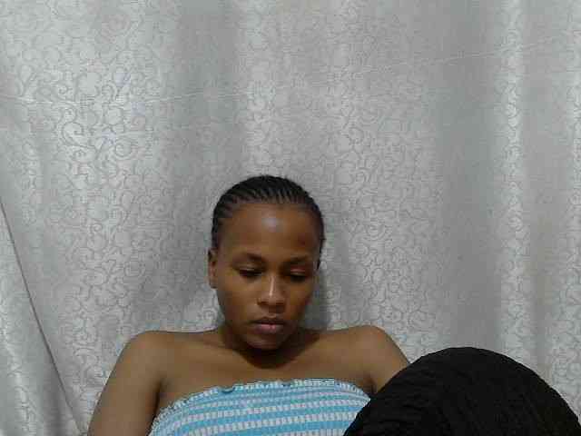 Caroldoly webcam