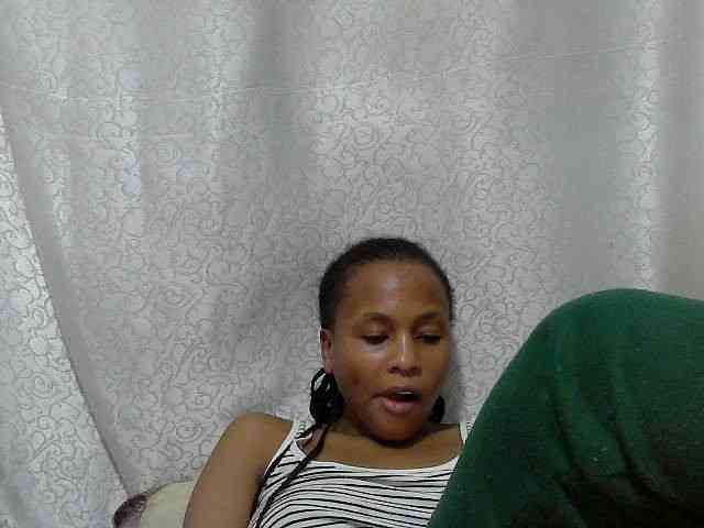 Caroldoly webcam
