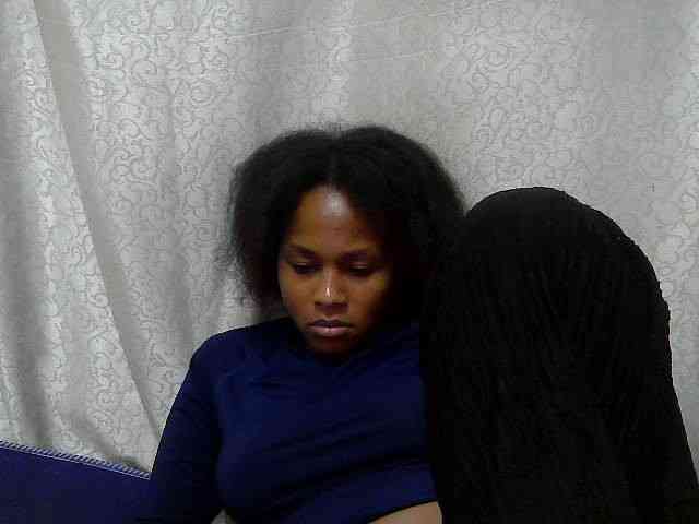 Caroldoly webcam