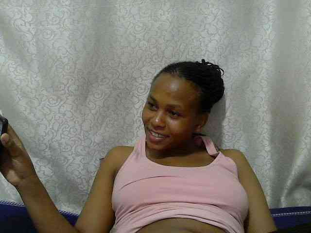 Caroldoly webcam