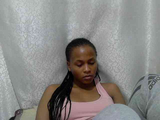 Caroldoly webcam