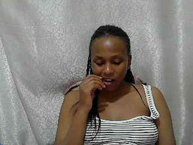 Caroldoly webcam