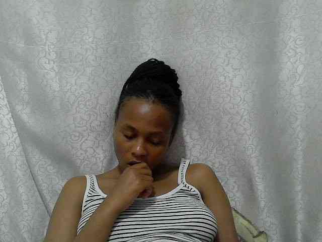 Caroldoly webcam