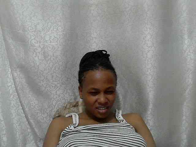 Caroldoly webcam