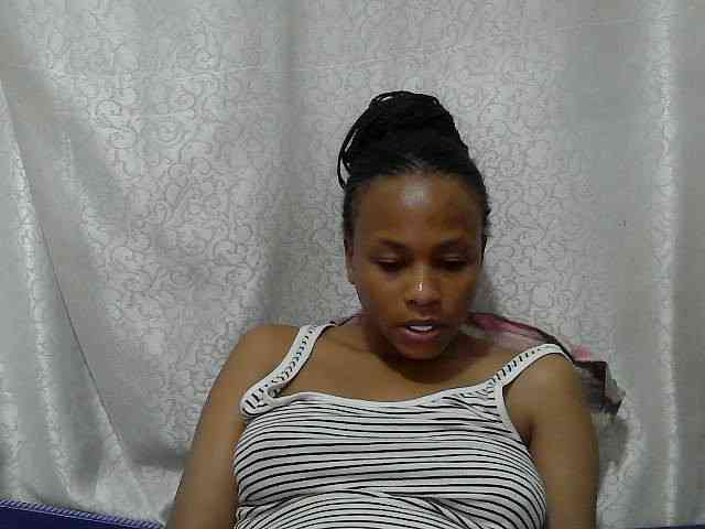 Caroldoly webcam