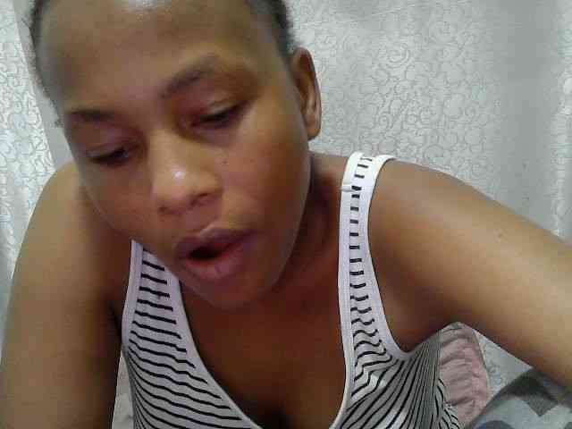 Caroldoly webcam