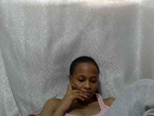 Caroldoly webcam