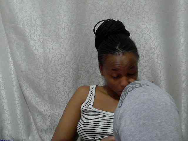 Caroldoly webcam