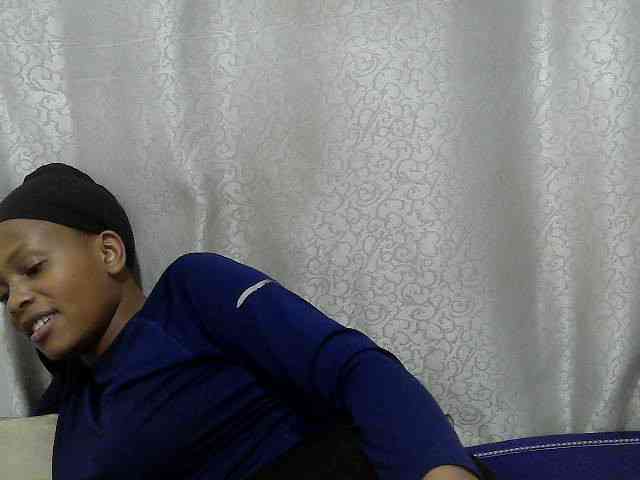 Caroldoly webcam