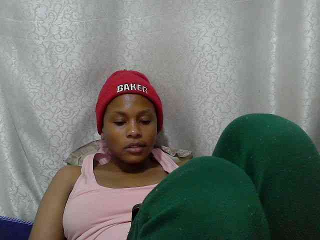 Caroldoly webcam