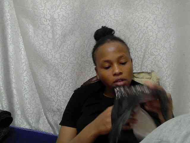 Caroldoly webcam