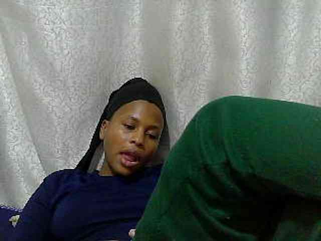 Caroldoly webcam