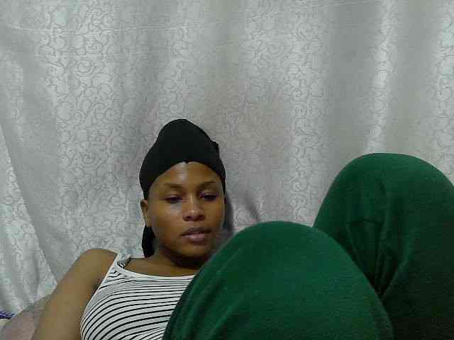 Caroldoly webcam