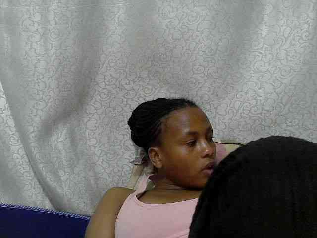 Caroldoly webcam