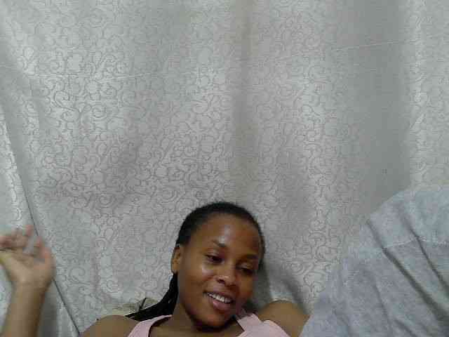 Caroldoly webcam