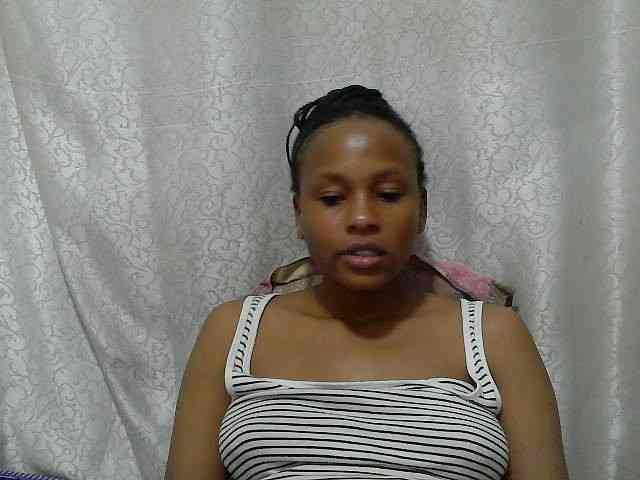 Caroldoly webcam
