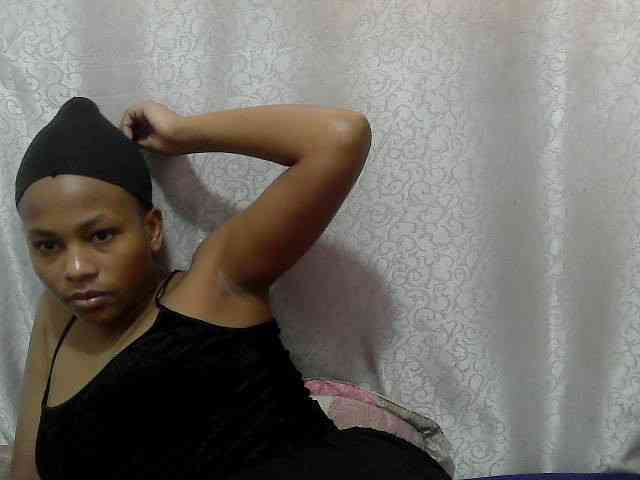 Caroldoly webcam