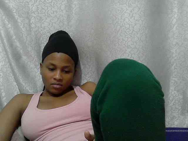 Caroldoly webcam