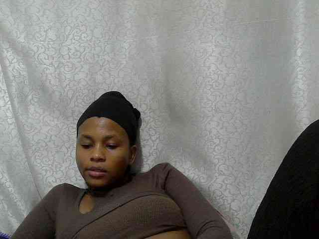 Caroldoly webcam