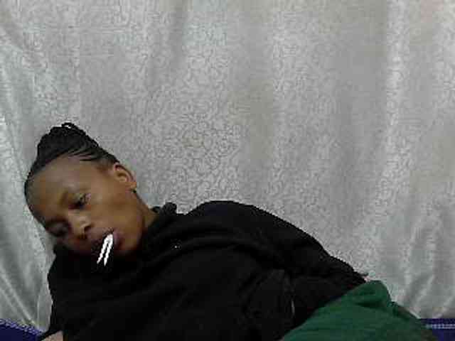 Caroldoly webcam