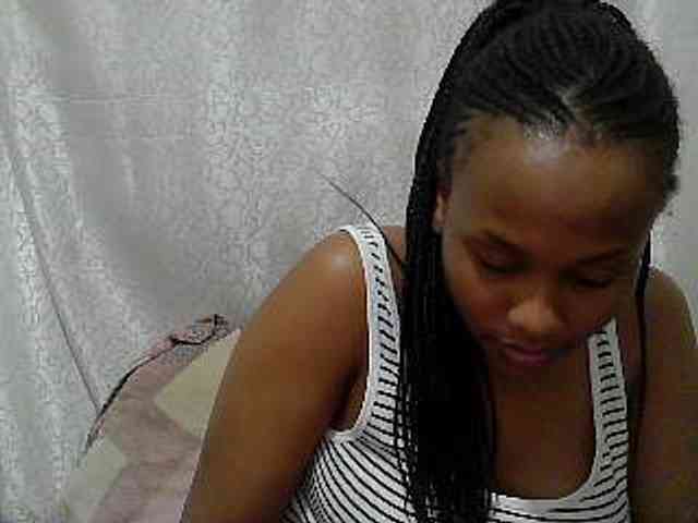 Caroldoly webcam