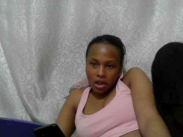 Caroldoly webcam
