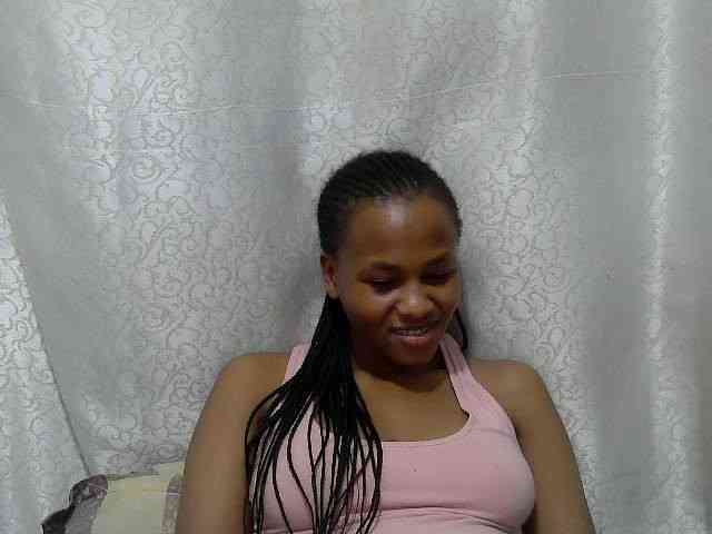 Caroldoly webcam