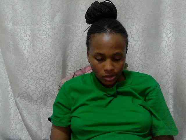 Caroldoly webcam