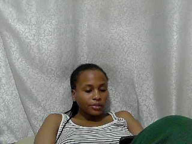 Caroldoly webcam