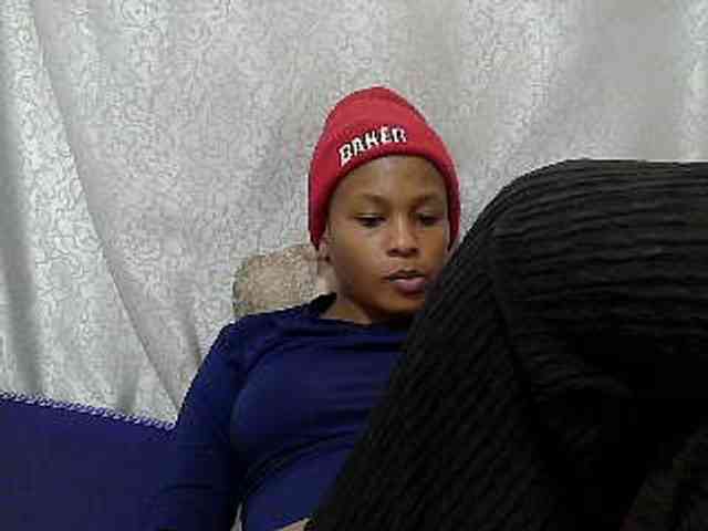 Caroldoly webcam