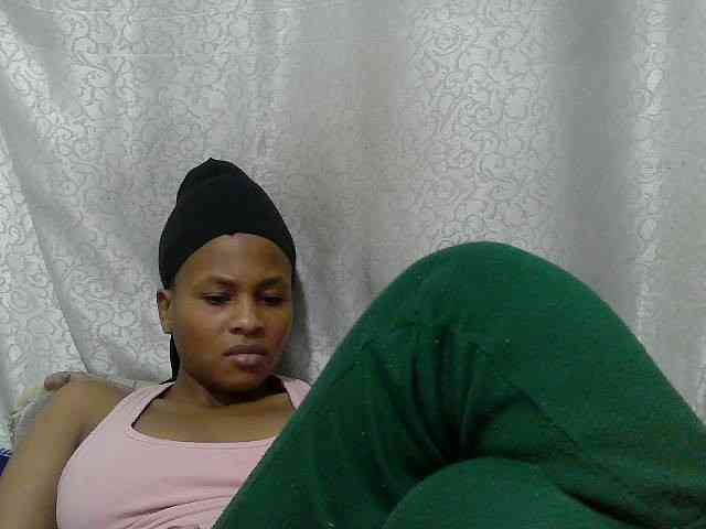 Caroldoly webcam