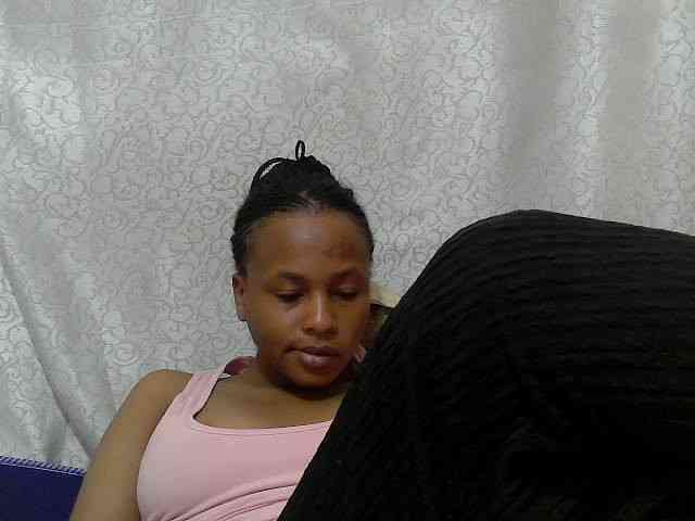 Caroldoly webcam