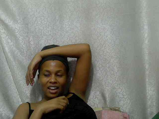 Caroldoly webcam