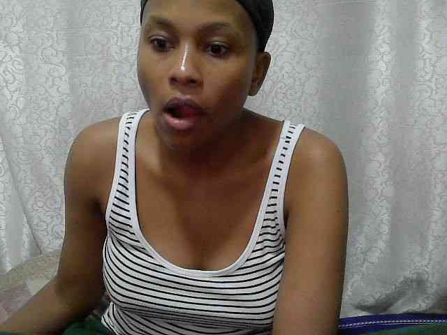 Caroldoly webcam