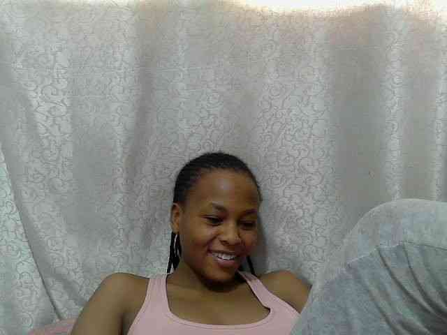 Caroldoly webcam