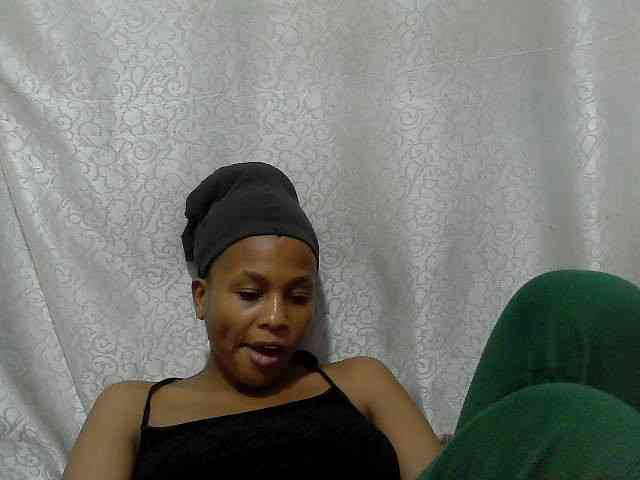Caroldoly webcam