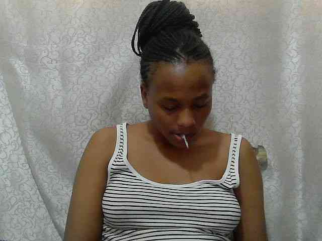 Caroldoly webcam