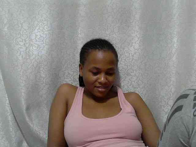 Caroldoly webcam