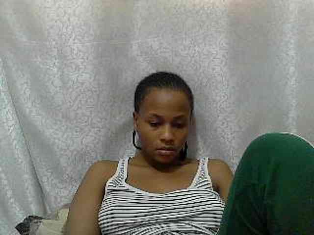 Caroldoly webcam