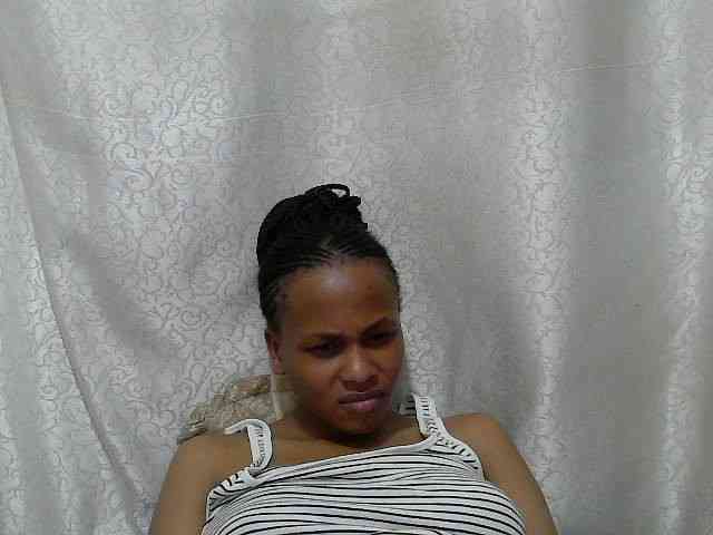 Caroldoly webcam